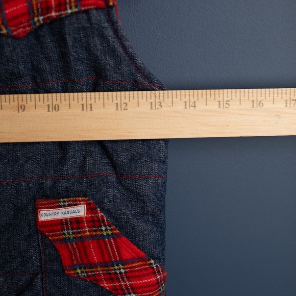 2/$20 - VINTAGE Denim Plaid puffer vest - Picture 5 of 5
